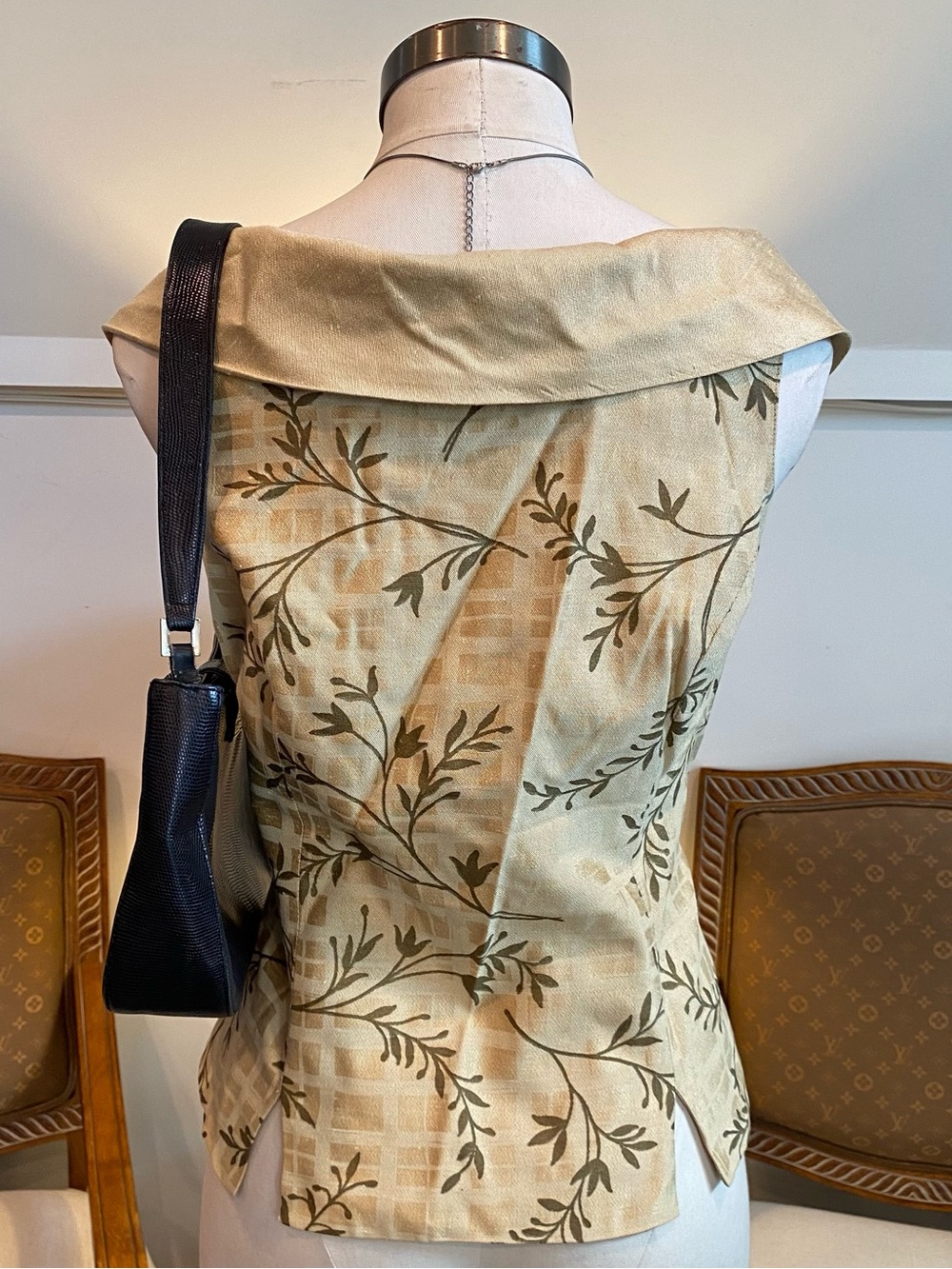 Vintage 90s Tan & Gold Floral Print Zip-Front Top with Collar, Office Siren Chic - Picture 2 of 7